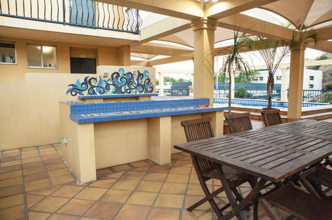 The Robert Towns - Goulburn Accommodation 7