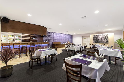 The Robert Towns - Goulburn Accommodation 18