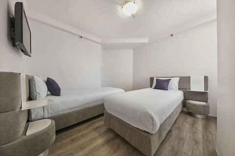 Novotel Surfers Paradise - Goulburn Accommodation 23