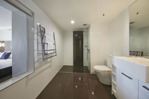 Novotel Surfers Paradise - Goulburn Accommodation 30