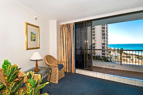 Surfers International Apartments - Goulburn Accommodation 25