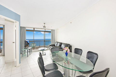 Surfers International Apartments - Goulburn Accommodation 16