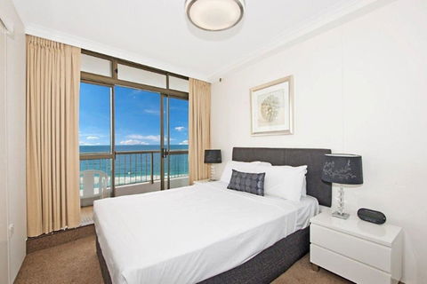 Surfers International Apartments - Goulburn Accommodation 19