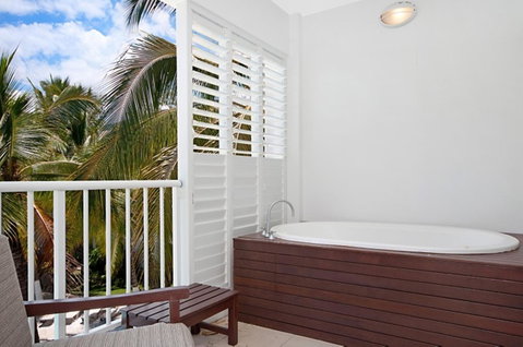 5231 BEACH CLUB PENTHOUSE - Goulburn Accommodation 5
