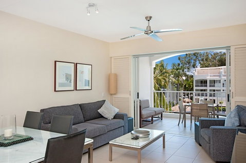 5231 BEACH CLUB PENTHOUSE - Goulburn Accommodation 0