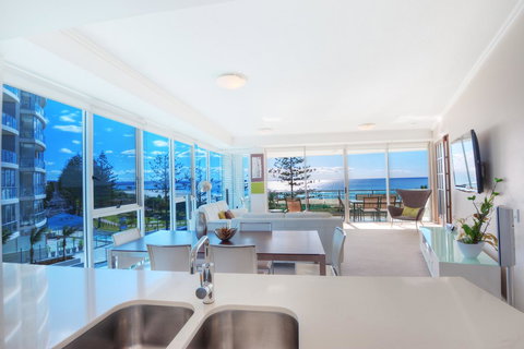 Reflection On The Sea - Goulburn Accommodation 2