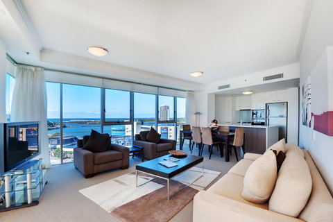 Reflection On The Sea - Goulburn Accommodation 3