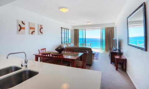 Reflection On The Sea - Goulburn Accommodation 33