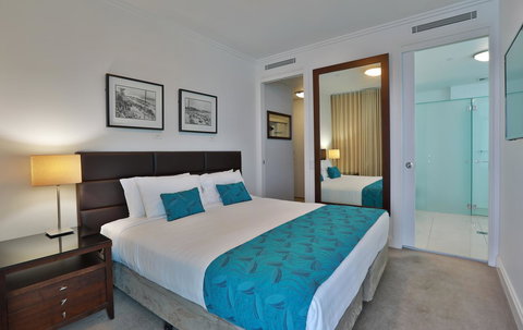 Reflection On The Sea - Goulburn Accommodation 12