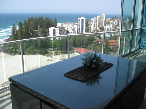 Reflection On The Sea - Goulburn Accommodation 35