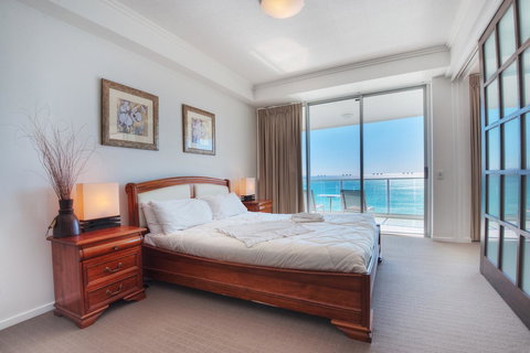 Reflection On The Sea - Goulburn Accommodation 9