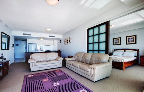 Reflection On The Sea - Goulburn Accommodation 37