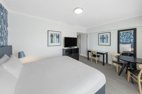 Vibe Hotel Gold Coast - Goulburn Accommodation 10
