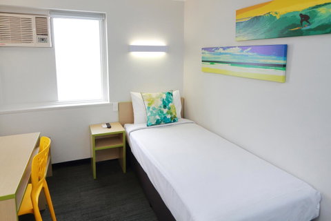 Palm Beach Hotel - Goulburn Accommodation 16
