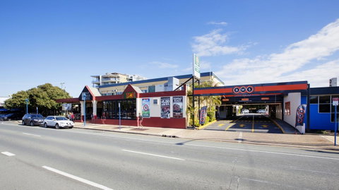 Palm Beach Hotel - Goulburn Accommodation 6