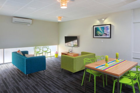 Palm Beach Hotel - Goulburn Accommodation 4
