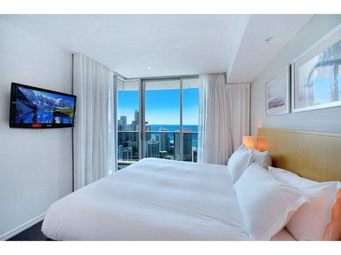 H Star Residences-- Paradise Stayz - Goulburn Accommodation 9