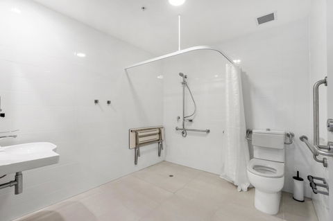 Essence Suites Taringa - Goulburn Accommodation 13