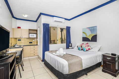 City Palms Brisbane - Goulburn Accommodation 7