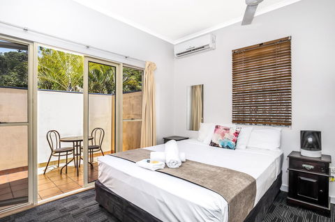 City Palms Brisbane - Goulburn Accommodation 2