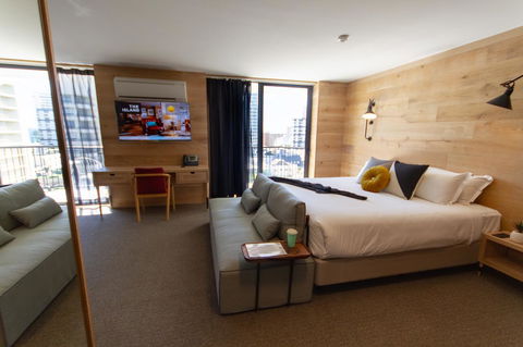 The Island Gold Coast - Goulburn Accommodation 11