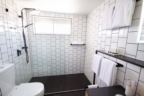 The Island Gold Coast - Goulburn Accommodation 3