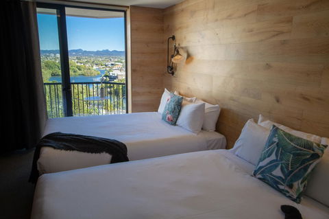 The Island Gold Coast - Goulburn Accommodation 24