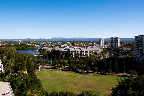 The Island Gold Coast - Goulburn Accommodation 22