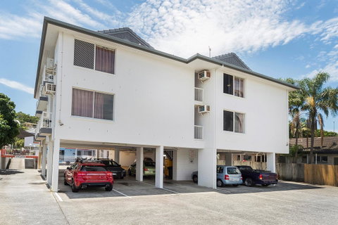 Sunshine Beach Resort - Goulburn Accommodation 13