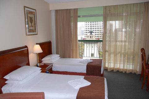 Madison Tower Mill Hotel - Goulburn Accommodation 22