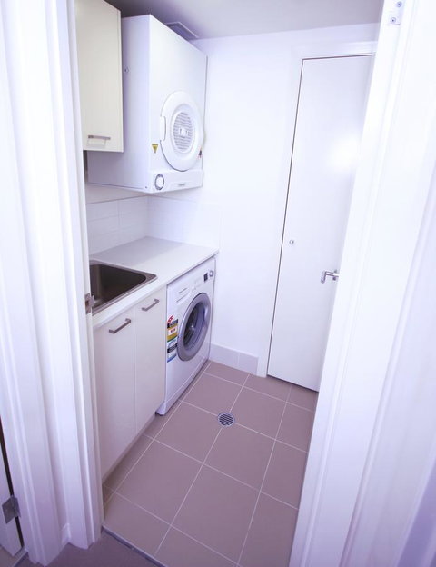 Domain Serviced Apartments - Goulburn Accommodation 4