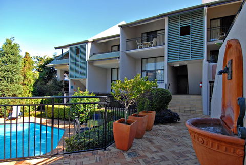 Spring Hill Mews Apartments - Goulburn Accommodation 4