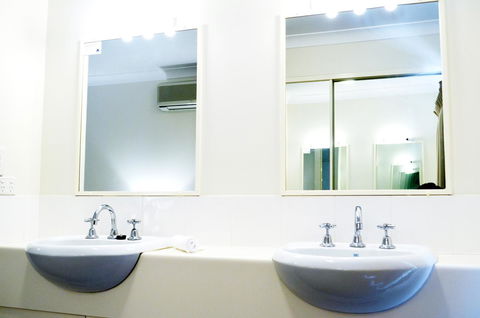 Spring Hill Mews Apartments - Goulburn Accommodation 19