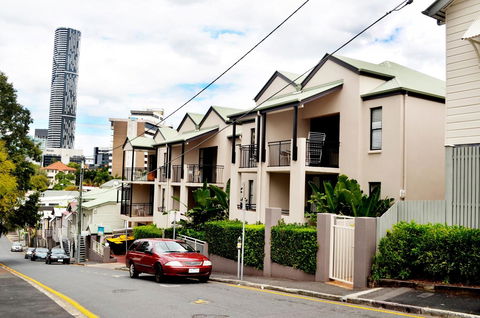Spring Hill Mews Apartments - Goulburn Accommodation 34