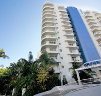 Surfers Mayfair - Goulburn Accommodation