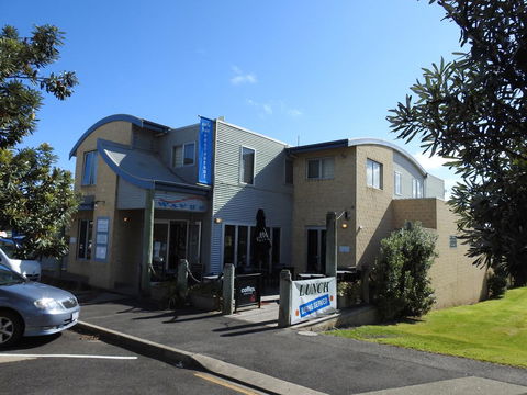 Waves Luxury Suites - Goulburn Accommodation 3