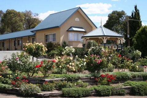 Willows Motel - Goulburn Accommodation 0