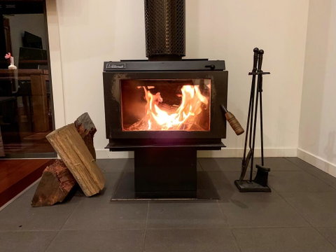 Witches Falls Cottages - Goulburn Accommodation 1