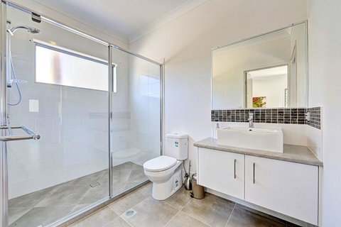 Woodgate Beach Houses - Goulburn Accommodation 3