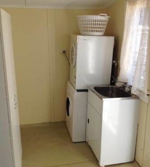 Wylie Stays - Goulburn Accommodation 3