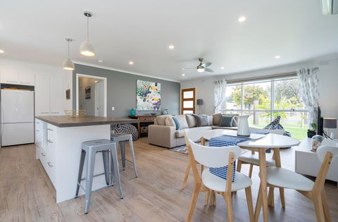 Xanadu Shores - Goulburn Accommodation 3