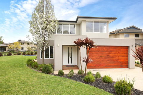 Xus Residence - Goulburn Accommodation 0