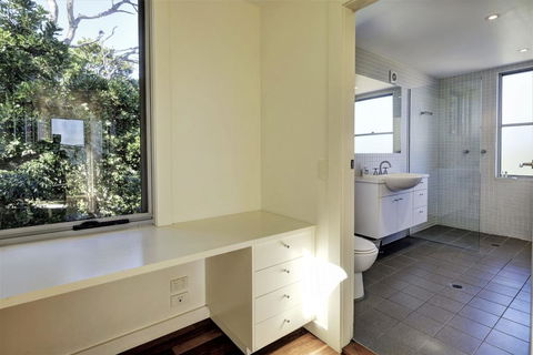 YALLUMBEE - Goulburn Accommodation 3