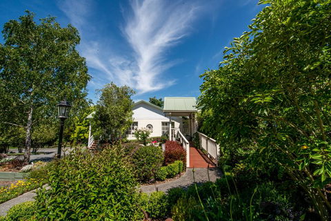 Yarra Gables - Goulburn Accommodation 0