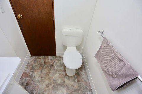 Young Caravan Park - Goulburn Accommodation 3