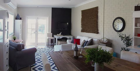 YSG The Edward Townhouse 155 - Steps To Town - Goulburn Accommodation 1