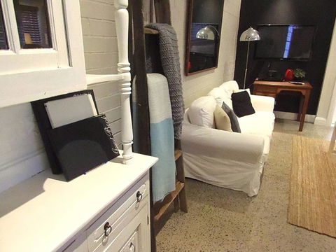 YSG The Edward Townhouse 157 - Steps To Town - Goulburn Accommodation 2