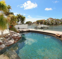 Yulunga 20 - 4 BDRM Canal Home with Pool - Goulburn Accommodation