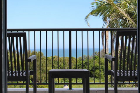 Zaffiro Beach House - Goulburn Accommodation 2