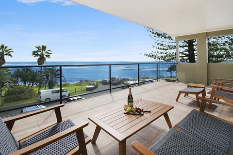 Aqua - Goulburn Accommodation 0